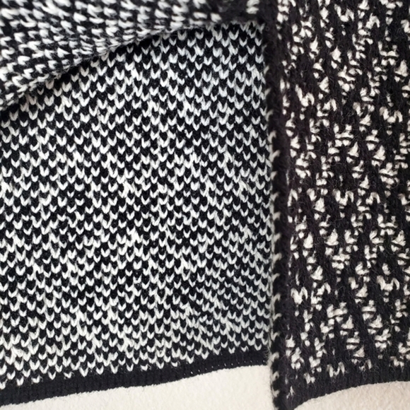 BHS Love Knitwear Wmns Black/White Fitted Diamond Knit Pencil Skirt NWT - Picture 4 of 11